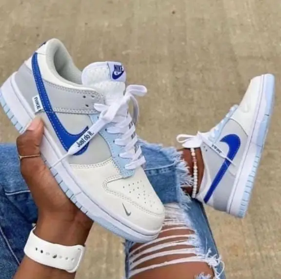 nike shoes 1.webp
