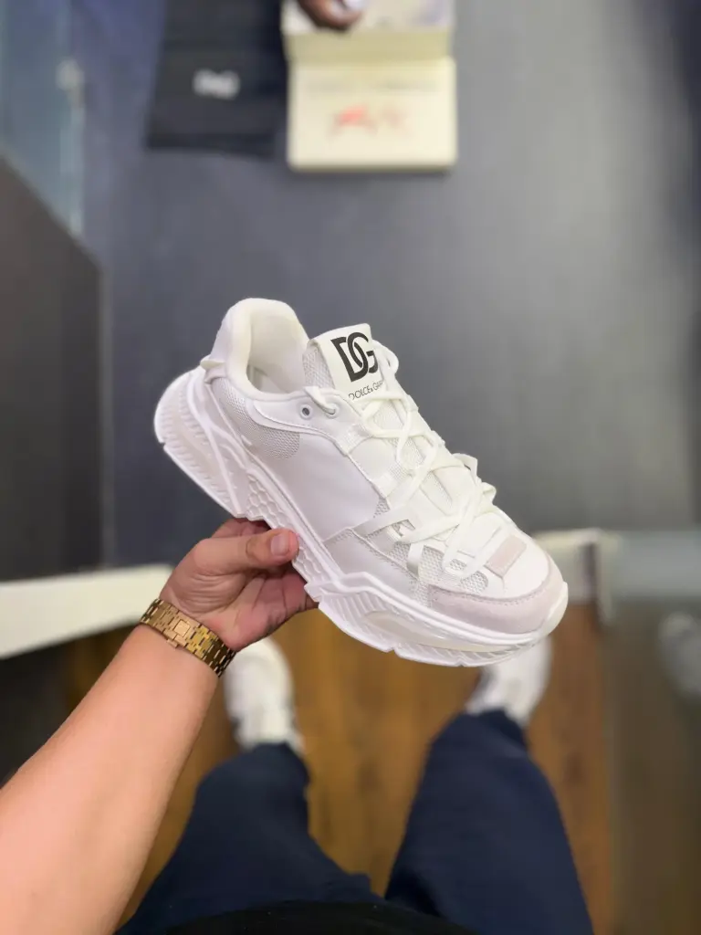 DOLCE AND GABBANA SNEAKER