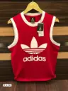 sleeveless t-shirt