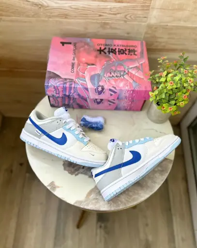 NIKE SB DUNK ivory hyper royal 