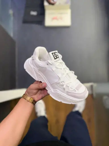 DOLCE AND GABBANA SNEAKER